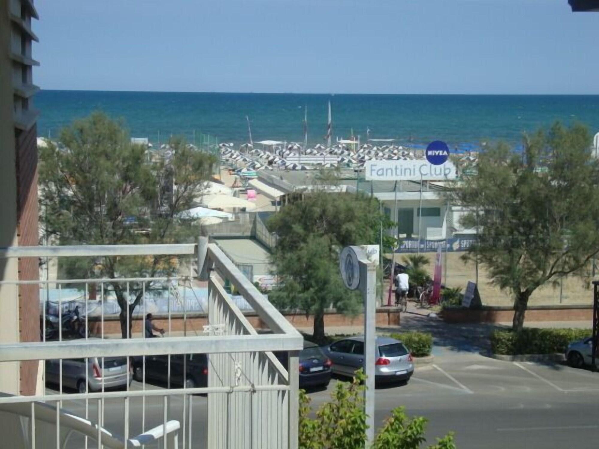 Sportur Club Hotel Cervia Exterior foto